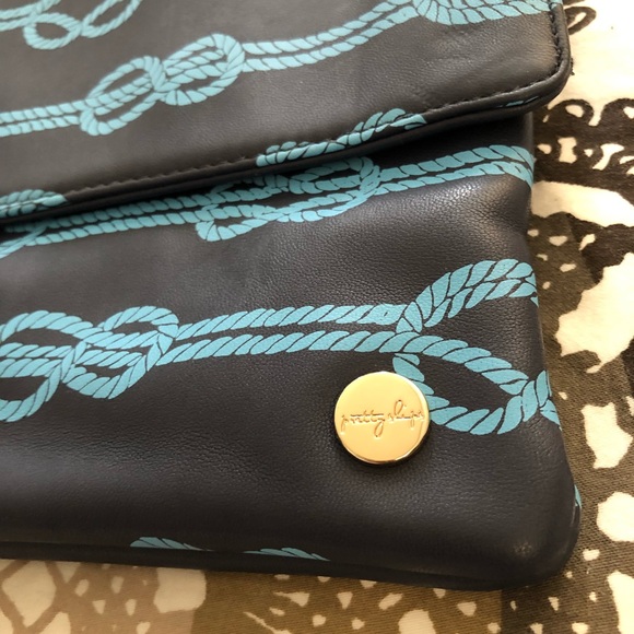 Beautiful Large Soft Clutch Purse - Picture 5 of 6